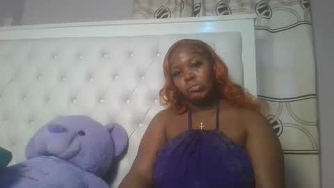 Snapshot of periwinkle20 chatting on April 3, 2026, 3:32 pm Taurus online show from April 3, 2026, 3:32 pm