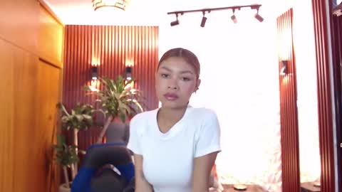 Snapshot of perla_st chatting on March 12, 2025, 12:15 pm Perla online show from March 12, 2025, 12:15 pm