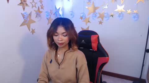 Snapshot of perla_st chatting on October 10, 2025, 9:25 pm Perla online show from October 10, 2025, 9:25 pm