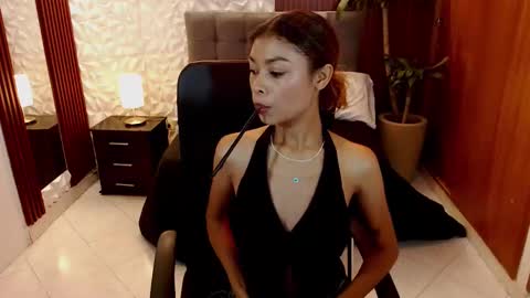 Snapshot of perla_st chatting on October 29, 2025, 10:00 pm Perla online show from October 29, 2025, 10:00 pm