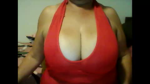 perlita070822 online show from January 19, 2025, 4:44 am