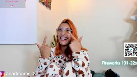 Snapshot of persefone__xxx chatting on June 5, 2026, 6:52 am persefone__xxx online show from June 5, 2026, 6:52 am