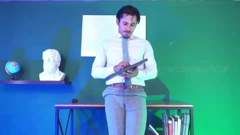 andres    online show from December 6, 2024, 7:23 pm