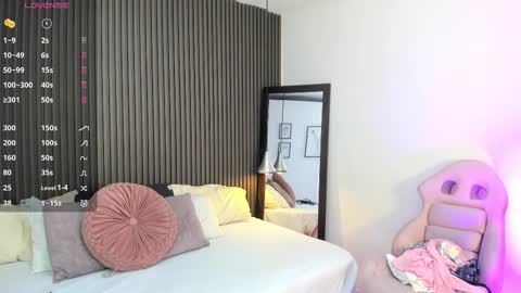 Lizza online show from November 13, 2025, 11:31 am