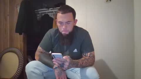 AKA perverted Step Daddy online show from April 30, 2026, 9:52 pm
