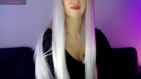 Snapshot of pervyblonde chatting on January 22, 2025, 9:24 am Isabella online show from January 22, 2025, 9:24 am