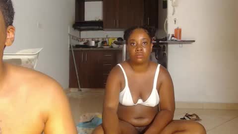 kamila online show from March 22, 2026, 2:15 am