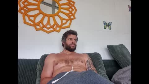 Snapshot of pete_le_meat chatting on May 18, 2026, 10:21 am pete_le_meat online show from May 18, 2026, 10:21 am