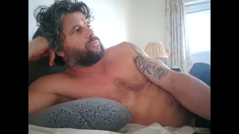 Snapshot of pete_le_meat chatting on May 31, 2026, 6:53 pm pete_le_meat online show from May 31, 2026, 6:53 pm