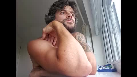 Snapshot of pete_le_meat chatting on June 3, 2026, 6:57 pm pete_le_meat online show from June 3, 2026, 6:57 pm