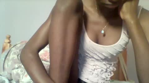 Snapshot of petite_ariana chatting on February 14, 2026, 9:28 am ariana online show from February 14, 2026, 9:28 am