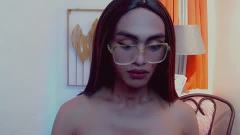 Snapshot of petite_barbie88 chatting on June 18, 2026, 3:07 am petite_barbie88 online show from June 18, 2026, 3:07 am