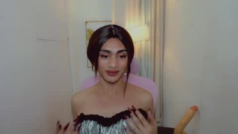 Snapshot of petite_barbie88 chatting on July 8, 2026, 10:20 am petite_barbie88 online show from July 8, 2026, 10:20 am