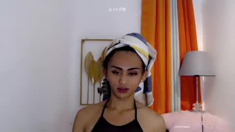 Snapshot of petite_barbie88 chatting on July 12, 2026, 10:17 am petite_barbie88 online show from July 12, 2026, 10:17 am