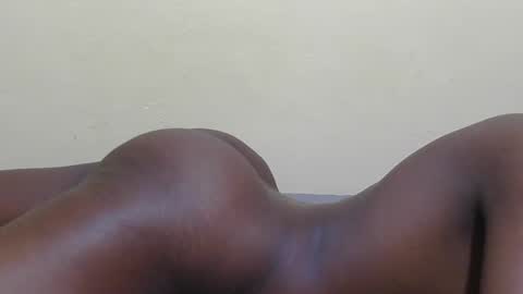 petite_bunni online show from July 6, 2026, 5:15 pm