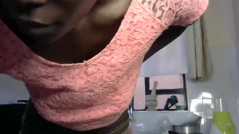 petite_lavi2 online show from March 5, 2025, 5:50 am