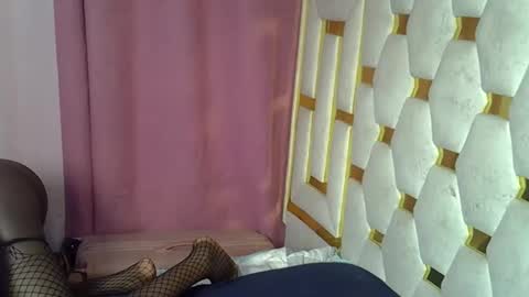 Snapshot of petite_lunar chatting on January 31, 2026, 10:52 pm Lunar online show from January 31, 2026, 10:52 pm