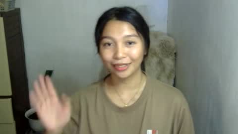 petite_mary69 online show from March 17, 2026, 5:22 am