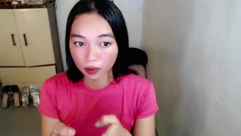 petite_mary69 online show from May 20, 2026, 5:52 pm