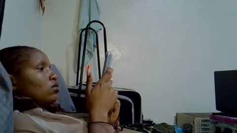 petite_melinda online show from June 21, 2026, 4:26 am