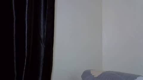 petite_melinda online show from July 24, 2026, 6:33 am