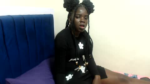 petitebeautyy online show from May 30, 2026, 2:47 pm