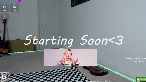 Snapshot of petitebrat chatting on January 14, 2025, 10:23 pm PiperAvery online show from January 14, 2025, 10:23 pm