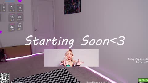 Snapshot of petitebrat chatting on January 25, 2025, 4:57 pm PiperAvery online show from January 25, 2025, 4:57 pm