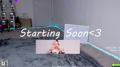 Snapshot of petitebrat chatting on February 23, 2025, 12:41 am PiperAvery online show from February 23, 2025, 12:41 am