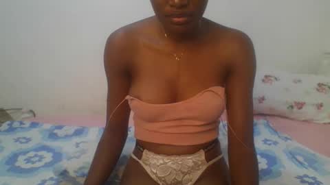 Snapshot of petiteediva chatting on March 3, 2026, 2:07 am diva online show from March 3, 2026, 2:07 am