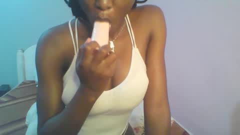 diva online show from May 17, 2026, 2:42 am