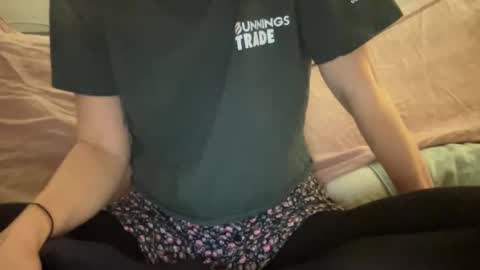 Snapshot of petitegirlypop chatting on February 27, 2025, 12:34 pm petitegirlypop online show from February 27, 2025, 12:34 pm