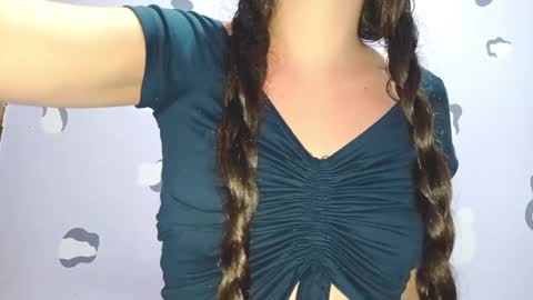 danna online show from December 5, 2024, 6:32 am