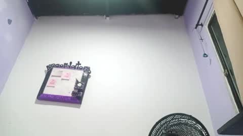 danna online show from December 15, 2024, 4:18 am