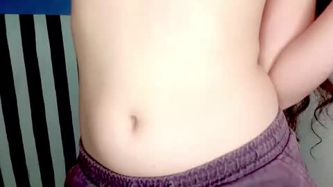 Snapshot of petiteivoryqueen chatting on April 8, 2026, 4:34 am danna online show from April 8, 2026, 4:34 am