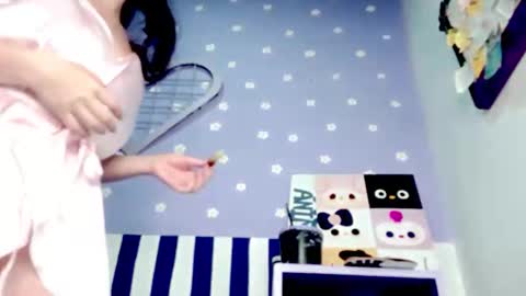 Snapshot of petiteivoryqueen chatting on April 11, 2026, 5:23 am danna online show from April 11, 2026, 5:23 am