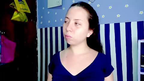Snapshot of petiteivoryqueen chatting on April 14, 2026, 5:35 am danna online show from April 14, 2026, 5:35 am