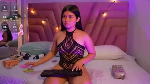 petitelittlemissy online show from July 3, 2026, 3:02 am