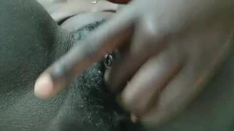 petiteme1 online show from March 10, 2025, 11:49 pm