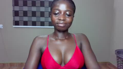 petitexxebony online show from July 5, 2026, 7:43 pm