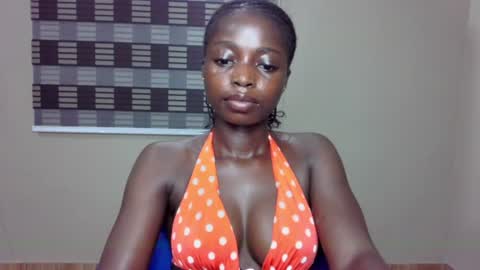 petitexxebony online show from July 8, 2026, 8:13 pm