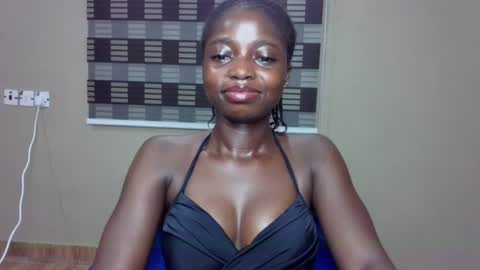 petitexxebony online show from July 14, 2026, 9:09 pm