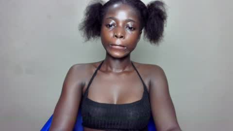 petitexxebony online show from July 28, 2026, 10:20 pm