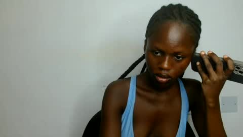 petitgirl88 online show from June 19, 2026, 7:28 pm