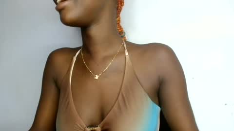 petitgirl88 online show from July 28, 2026, 7:39 pm