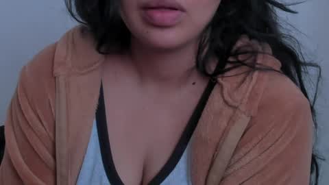 Snapshot of petitgirl_ chatting on May 31, 2026, 4:58 pm J A S S online show from May 31, 2026, 4:58 pm