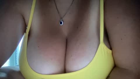 Snapshot of peular chatting on June 30, 2026, 4:52 pm peular online show from June 30, 2026, 4:52 pm