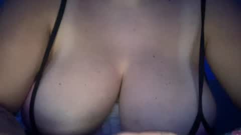 Snapshot of peular chatting on July 21, 2026, 7:49 pm peular online show from July 21, 2026, 7:49 pm