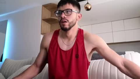 phantom_bigger1 online show from January 16, 2026, 2:43 pm