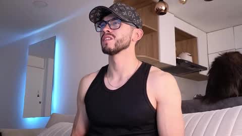 phantom_bigger1 online show from January 18, 2026, 7:39 pm